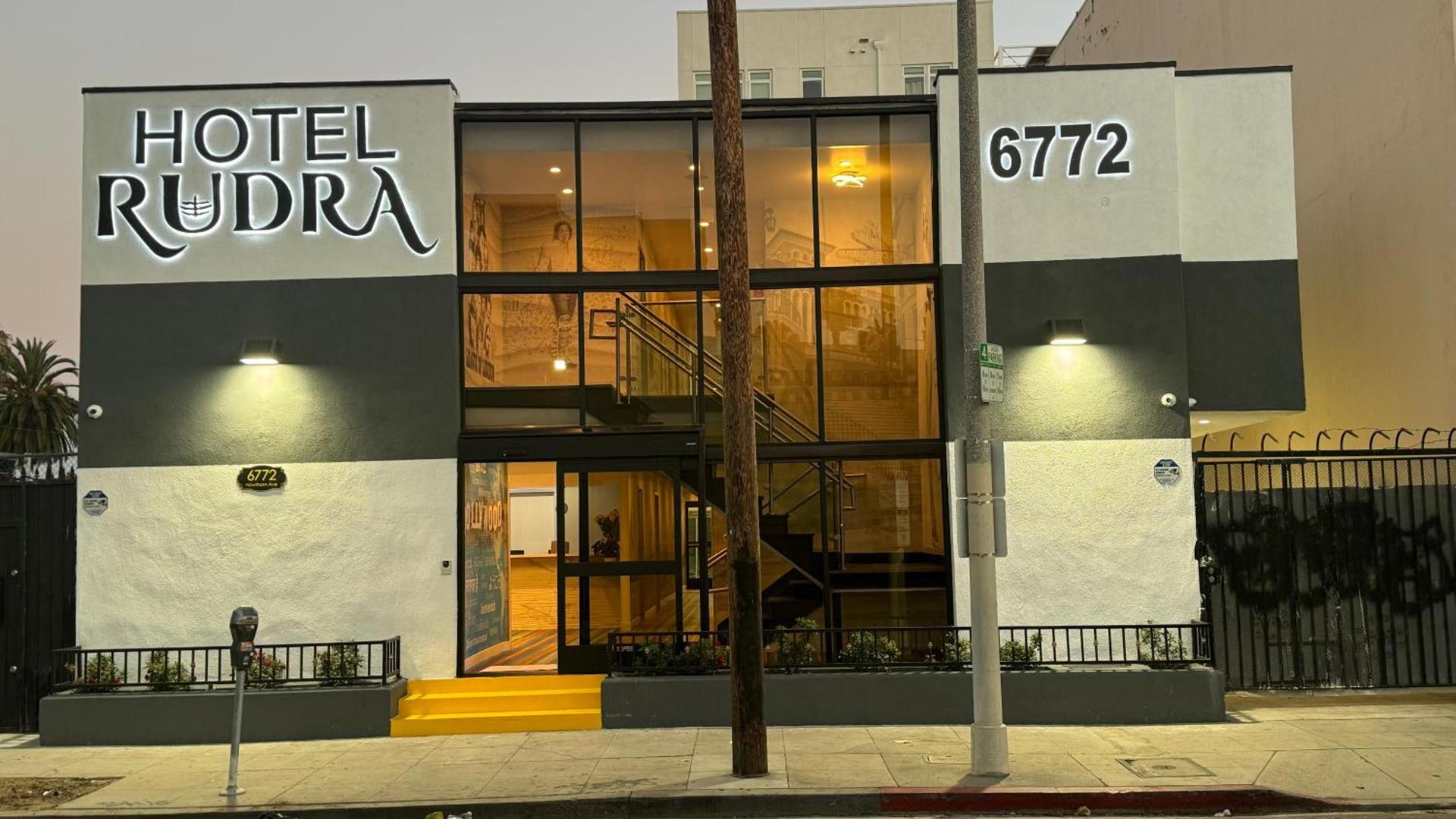 Hotel Rudra - Hollywood photo 10