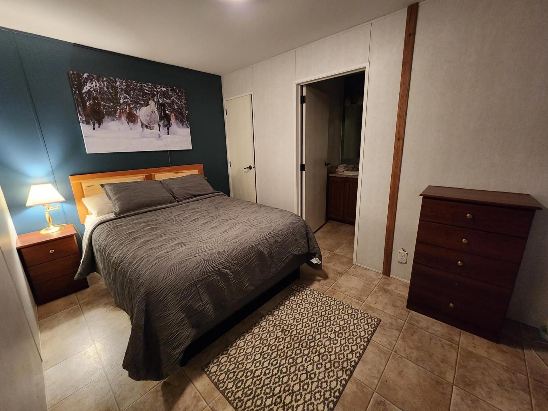 Circle R Motel photo 33