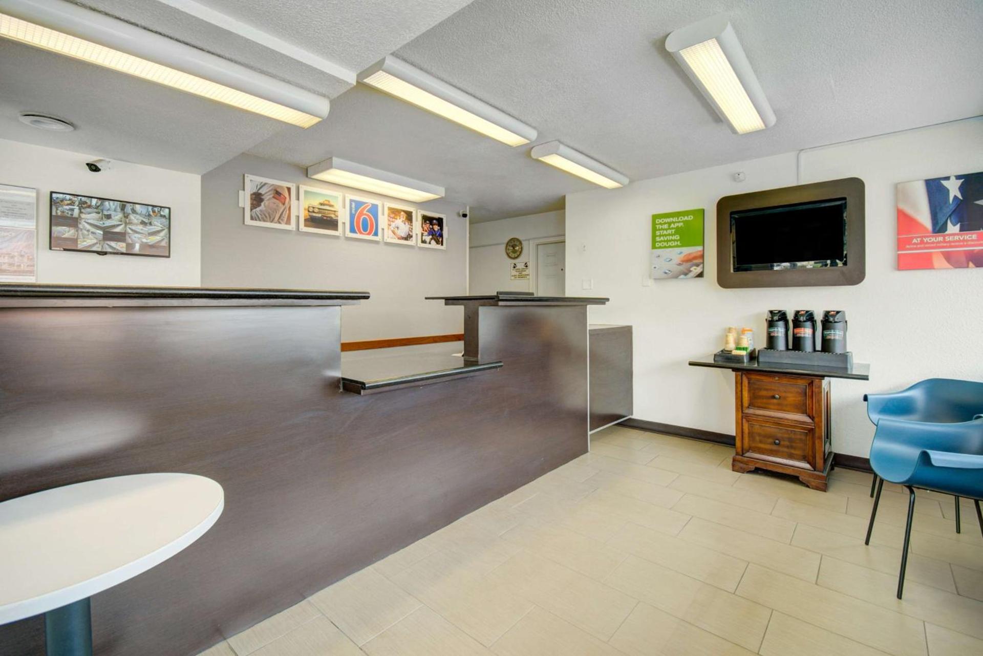 Motel 6-Lima, OH photo 40