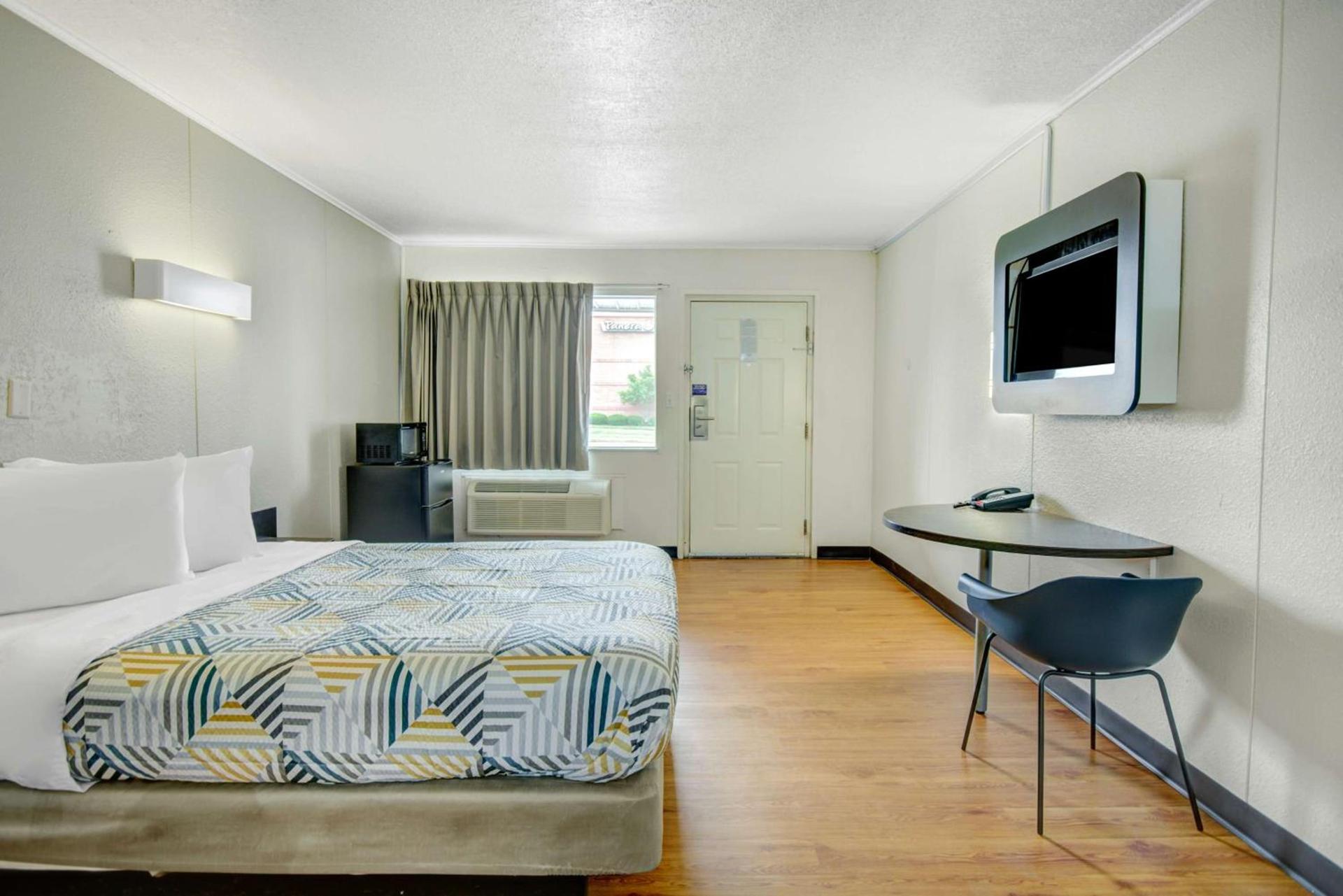 Motel 6-Lima, OH photo 46