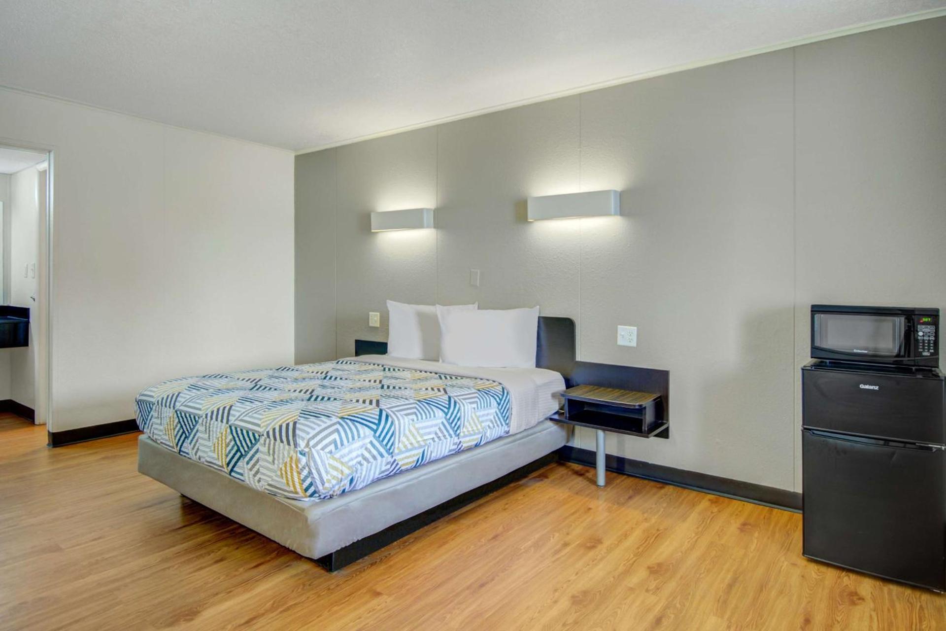 Motel 6-Lima, OH photo 49