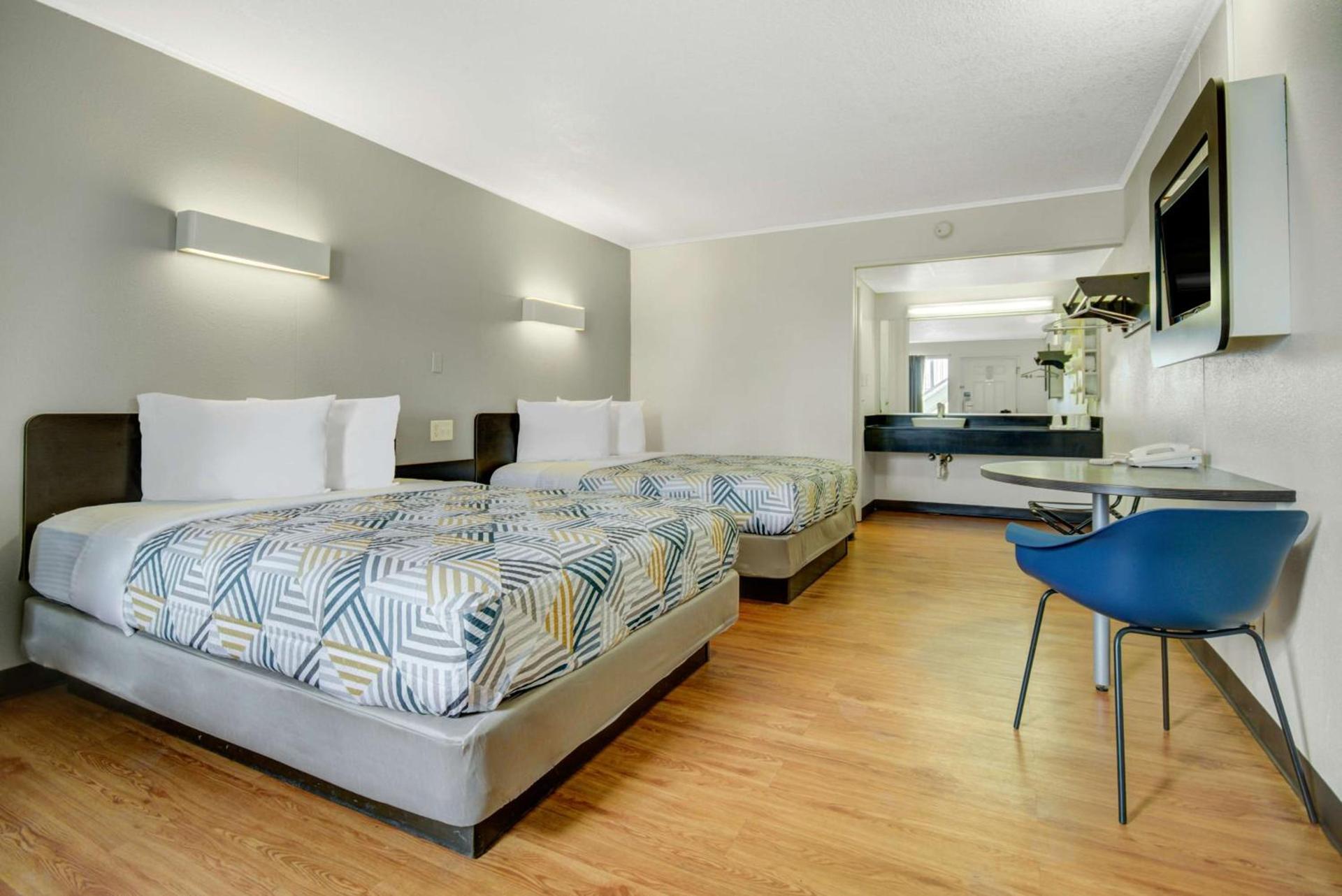 Motel 6-Lima, OH photo 50