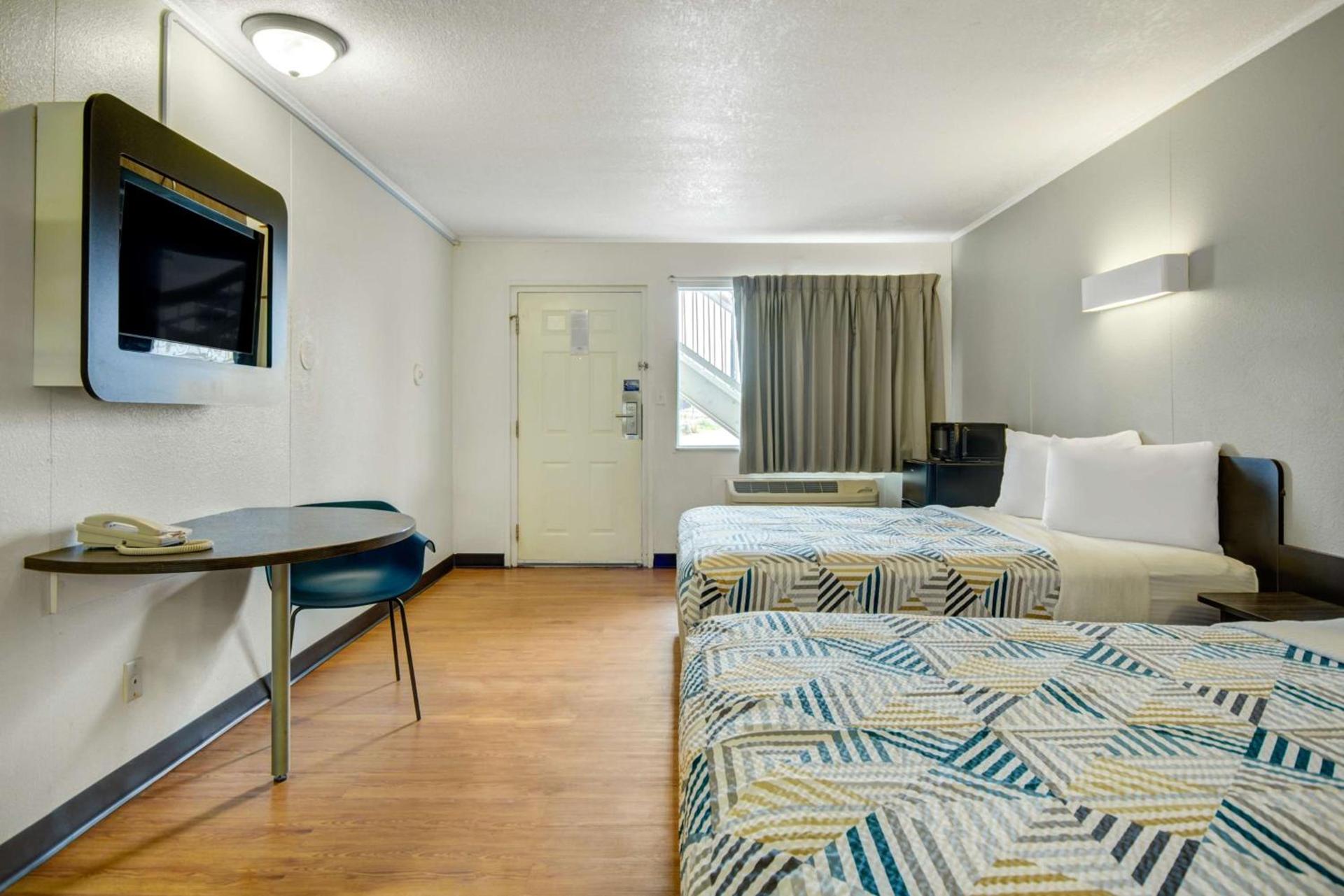 Motel 6-Lima, OH photo 52