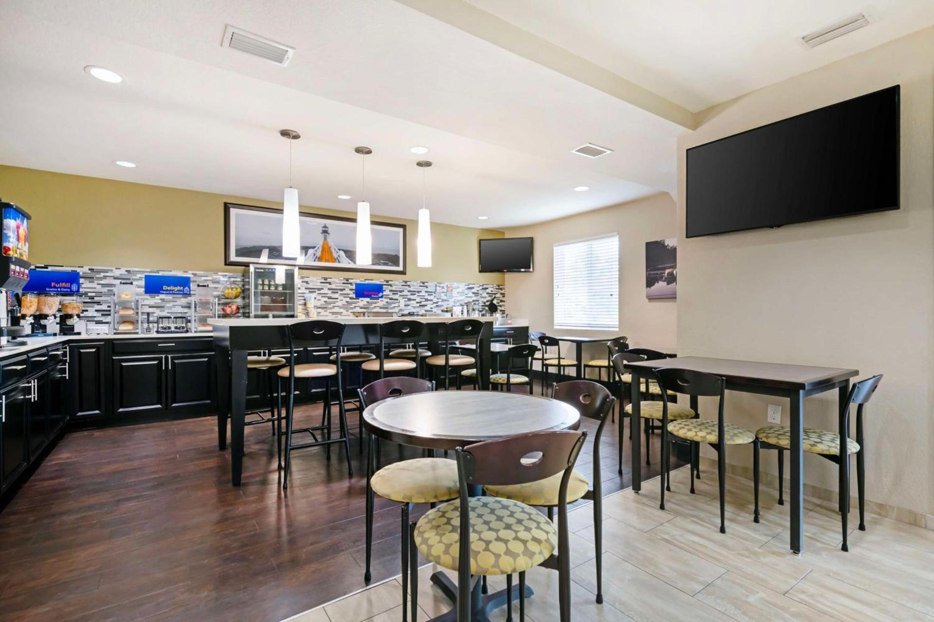 Best Western Edgewater Inn photo 4