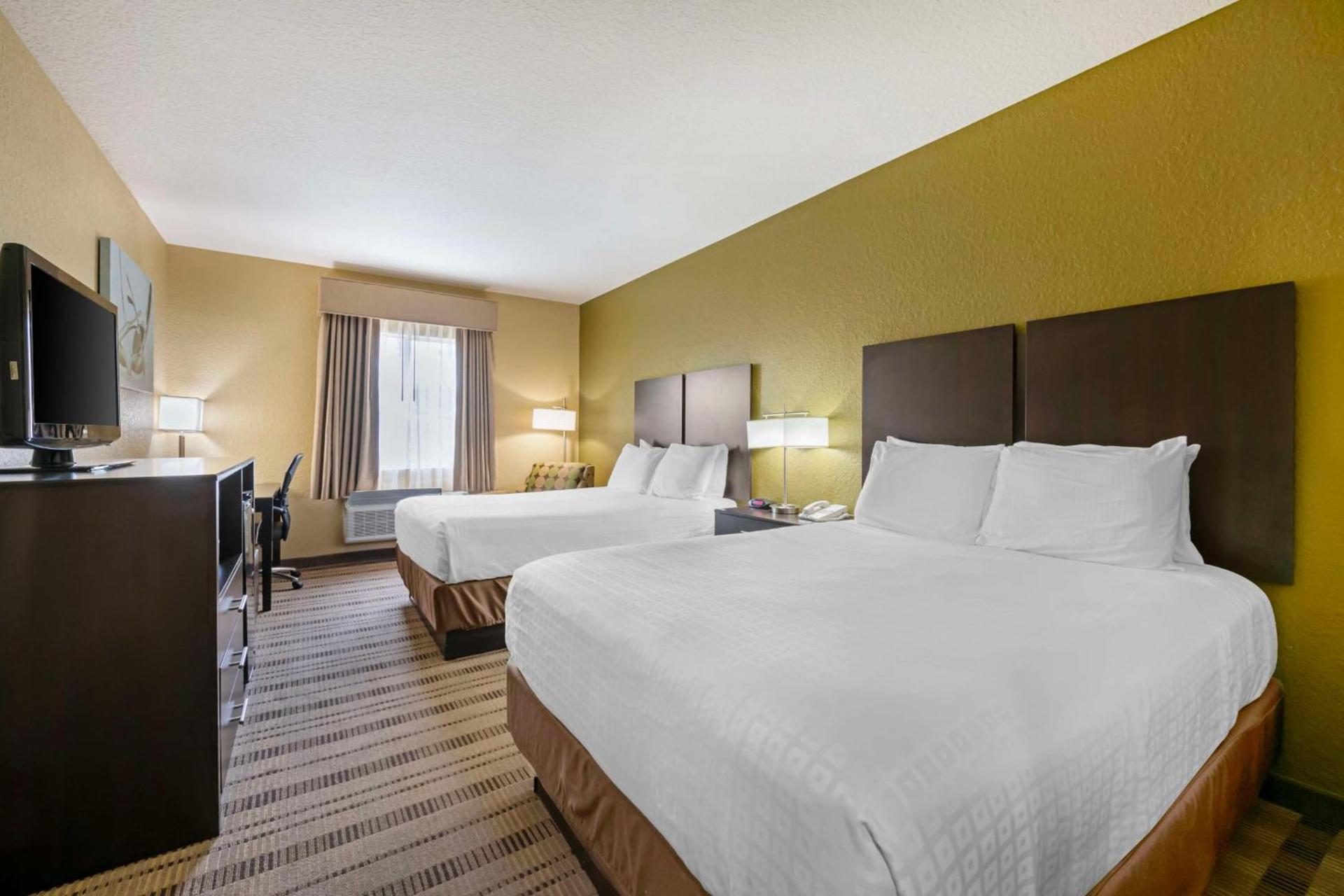 Best Western Edgewater Inn photo 12
