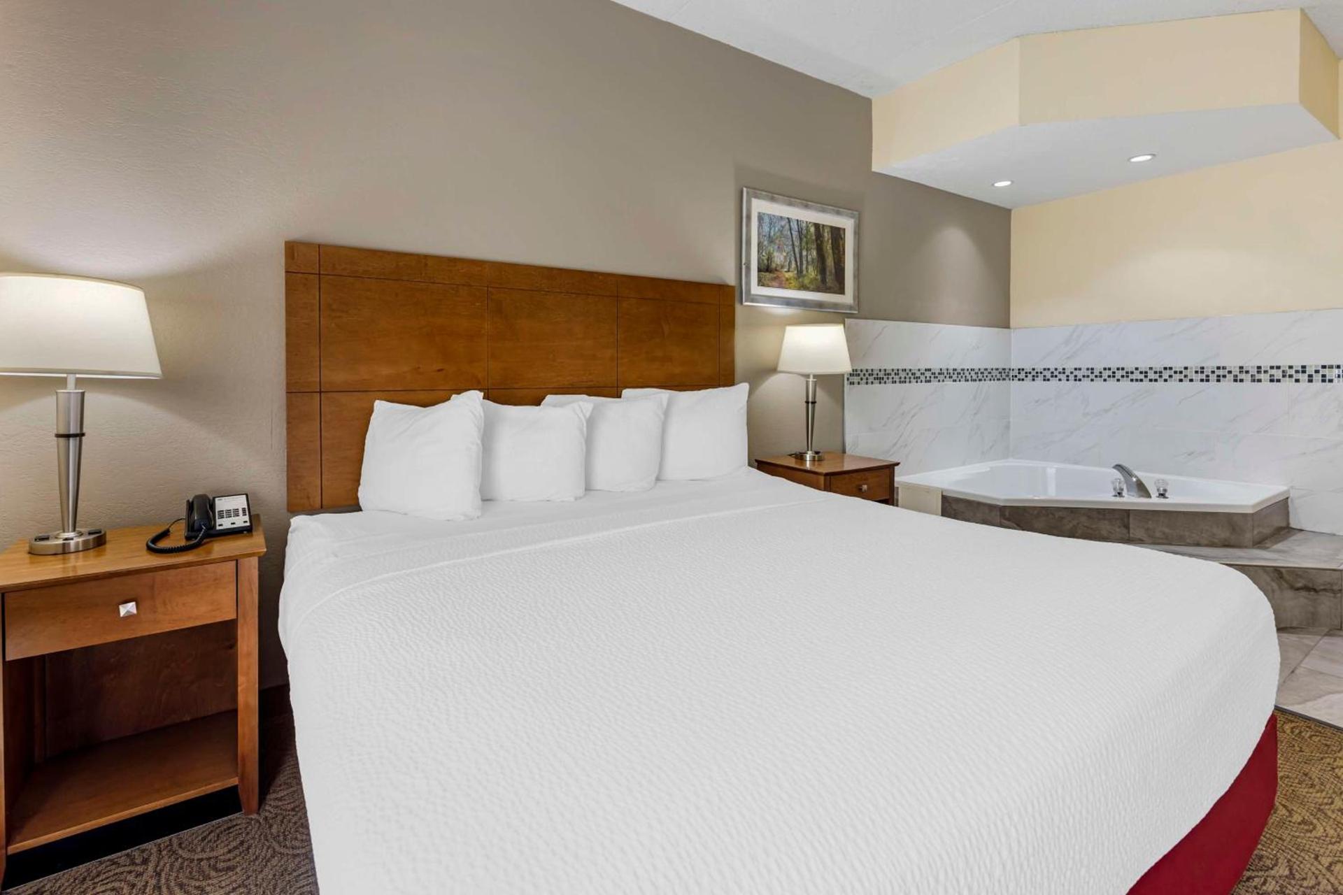 Best Western Thunderbird Motel photo 21