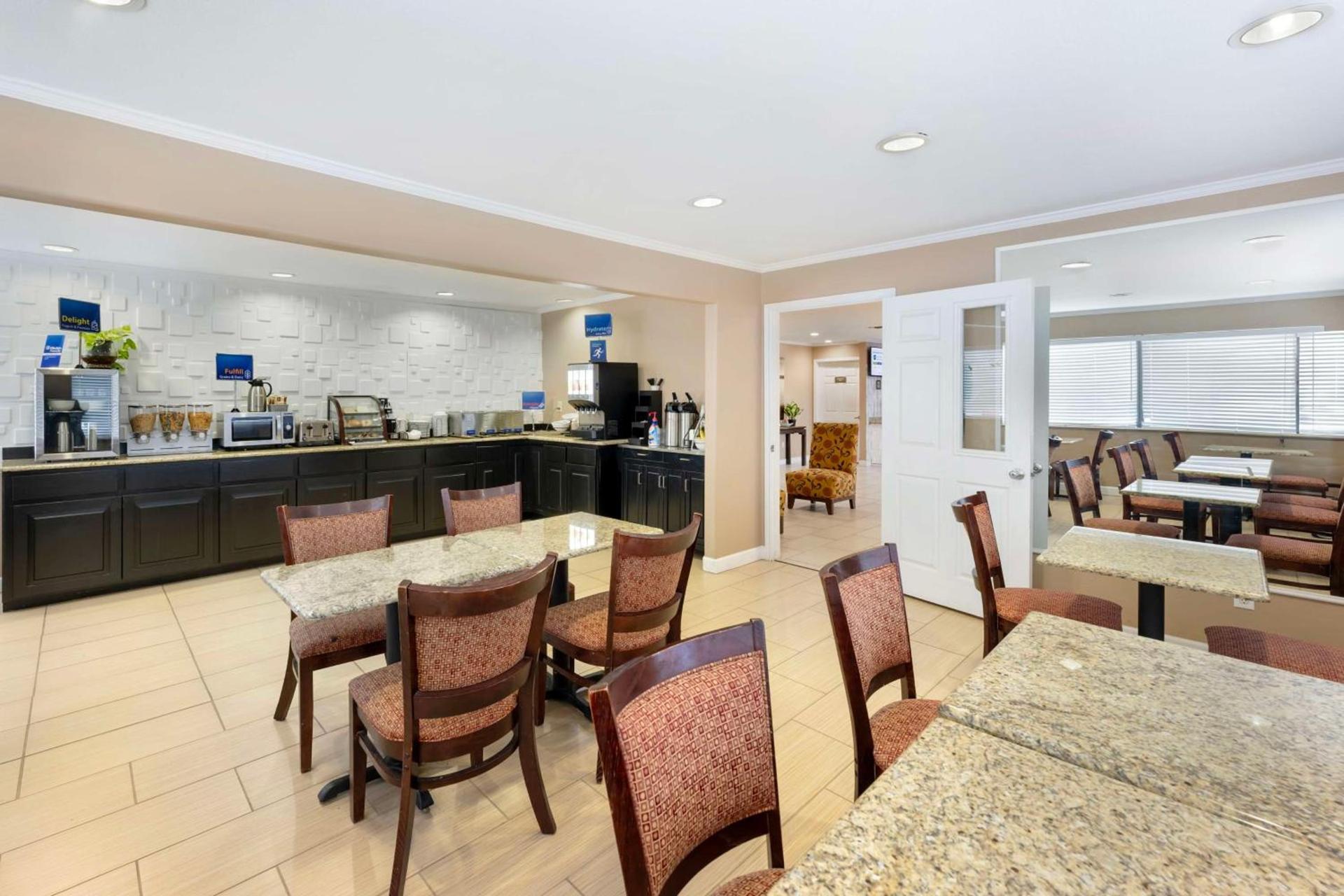 Best Western Snyder Inn photo 5