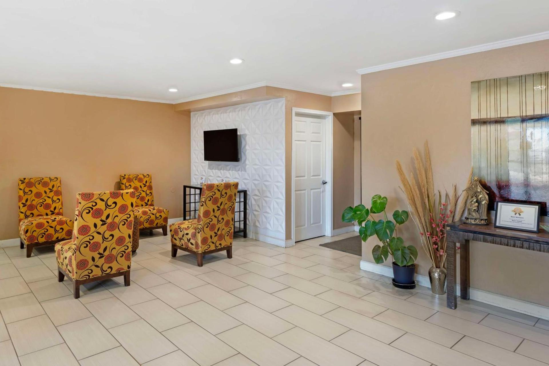 Best Western Snyder Inn photo 7