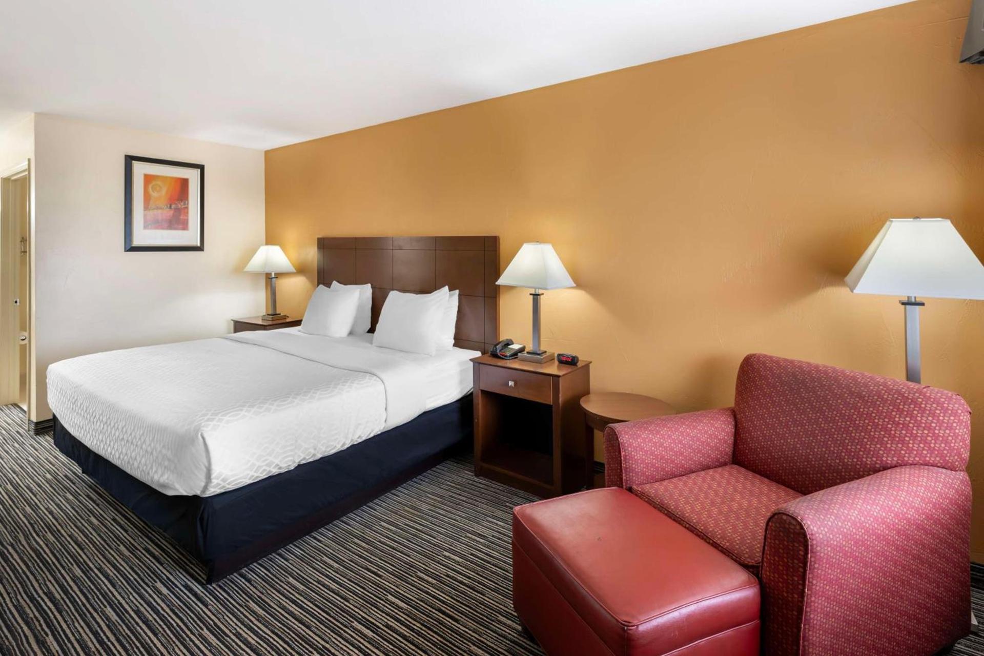 Best Western Snyder Inn photo 12