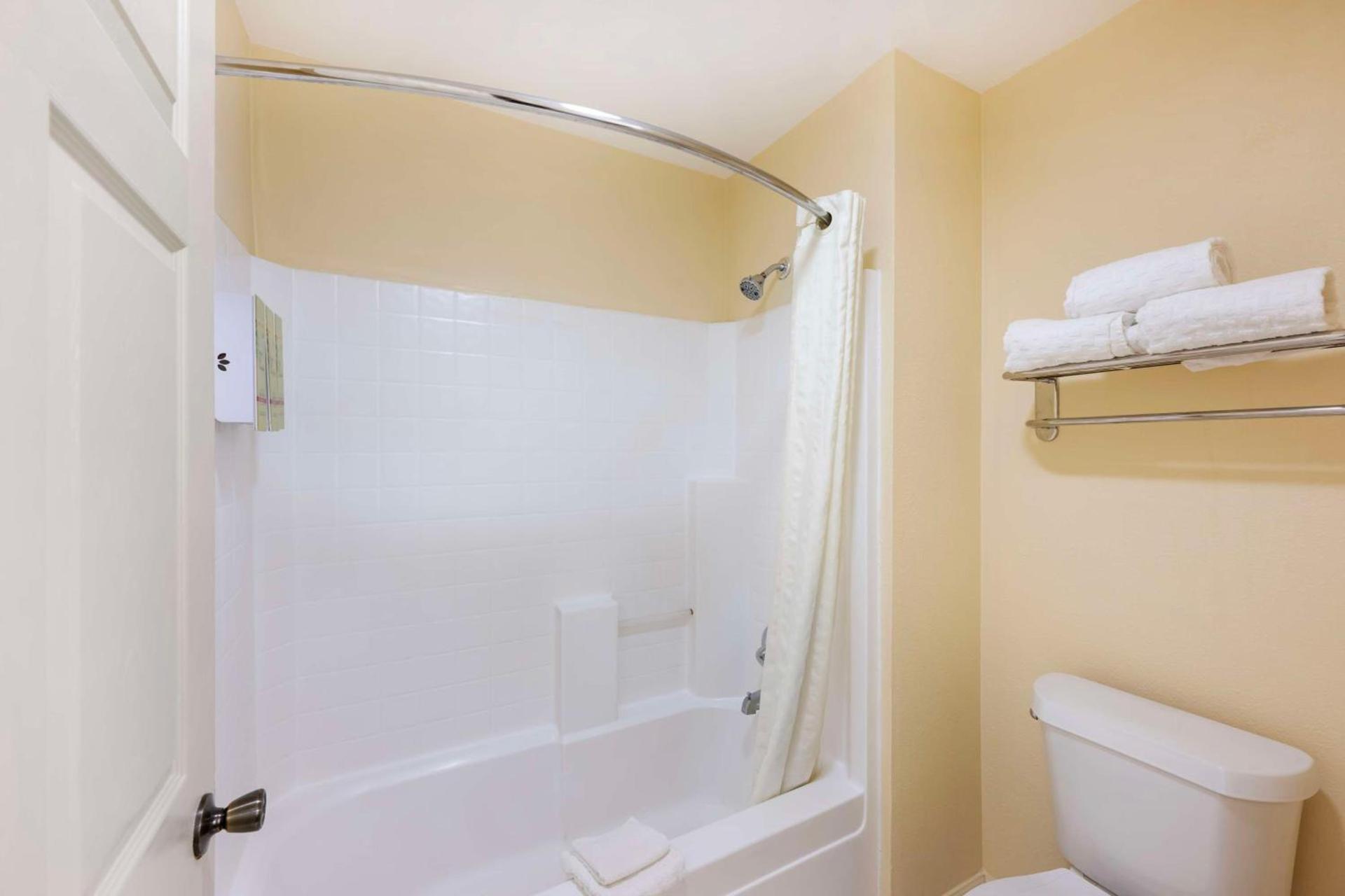 Best Western Snyder Inn photo 17