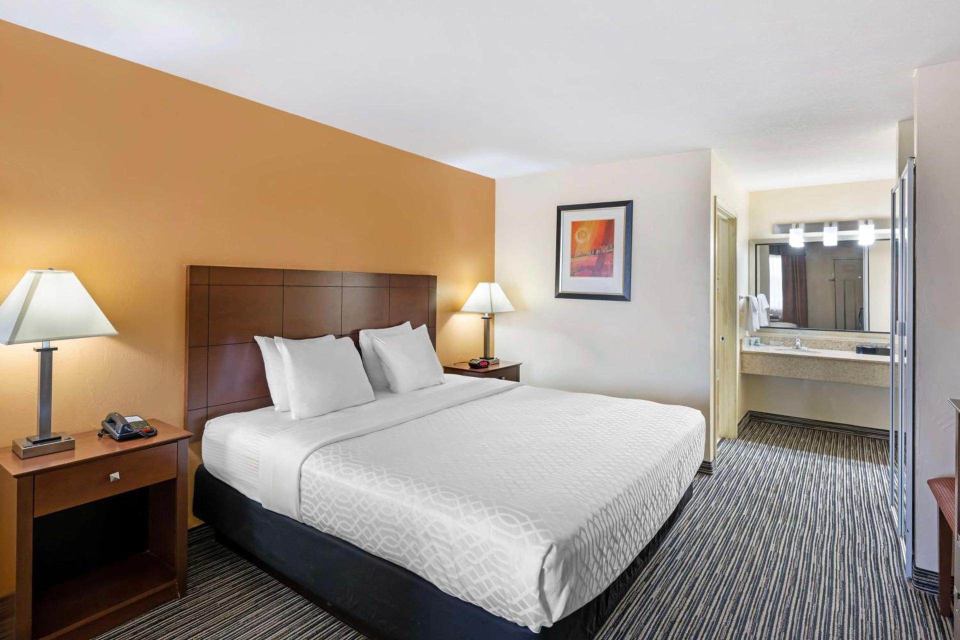 Best Western Snyder Inn photo 18