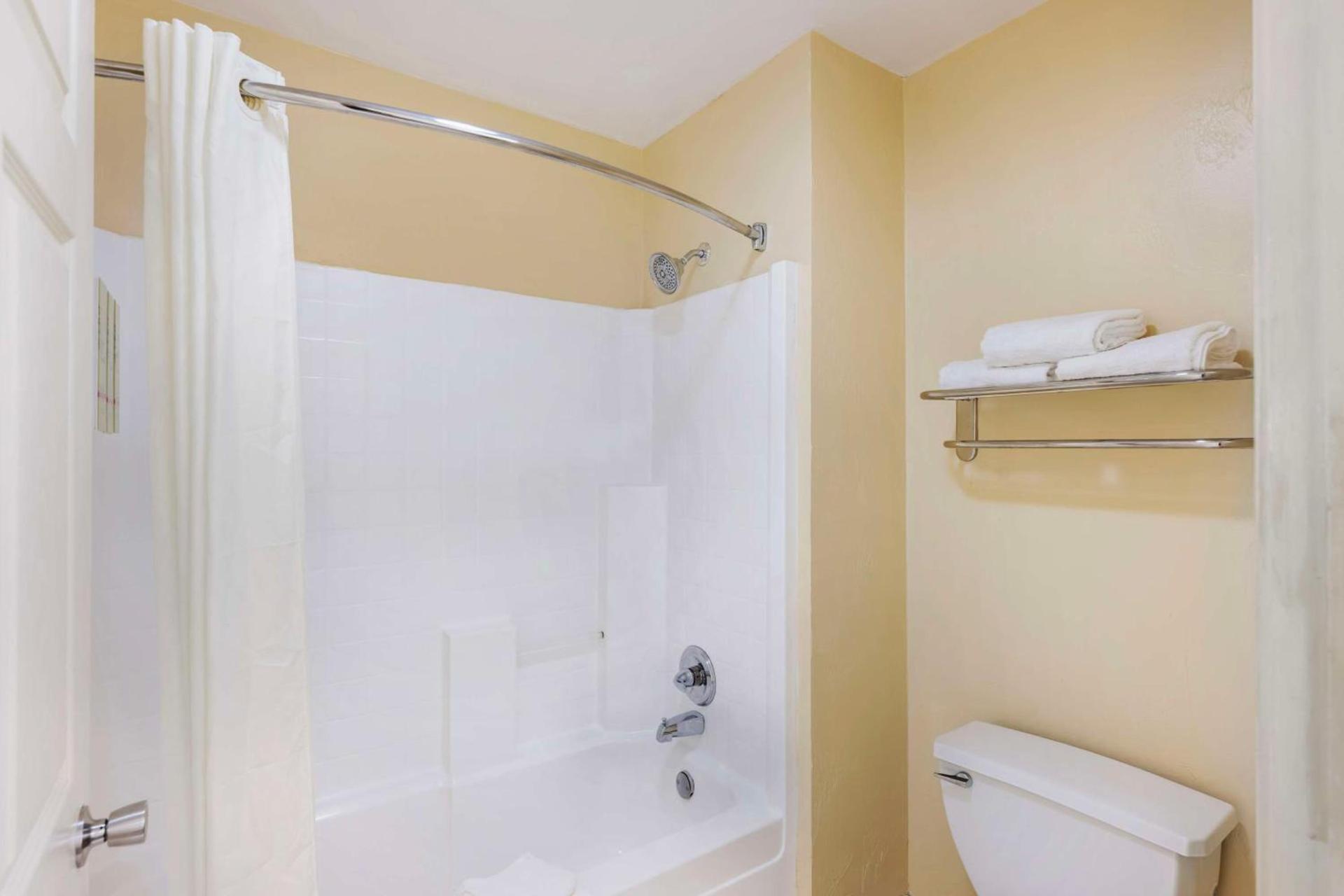 Best Western Snyder Inn photo 21