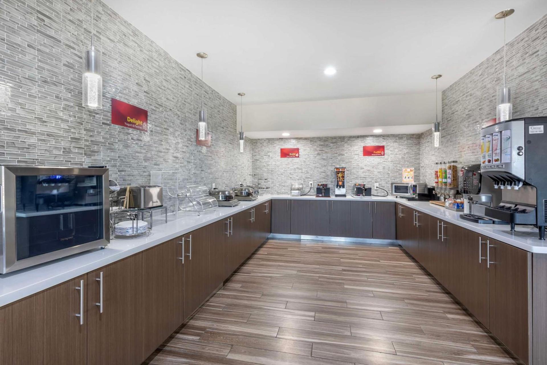 Best Western Plus Mansfield Inn & Suites photo 53