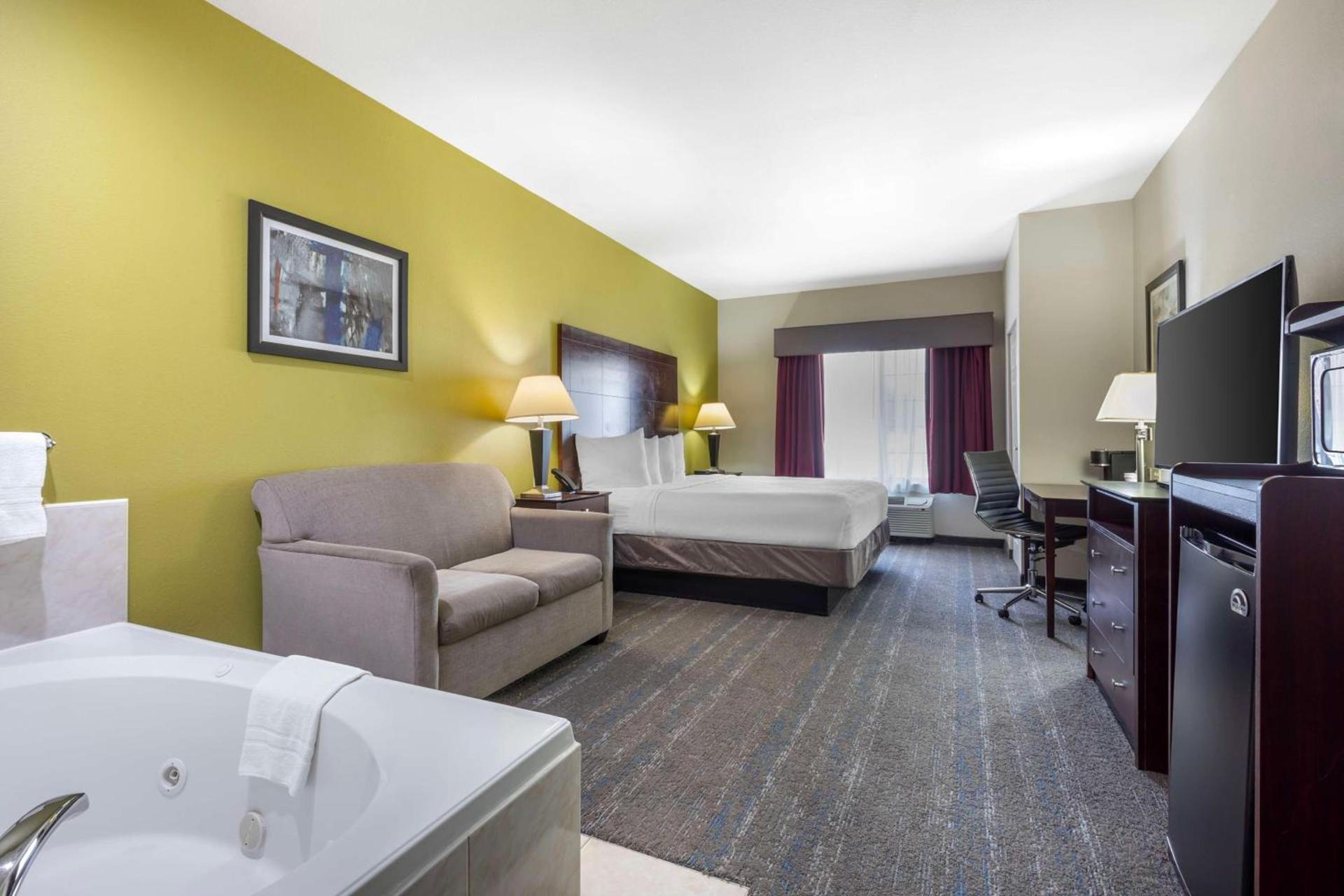 Best Western Plus Mansfield Inn & Suites photo 51