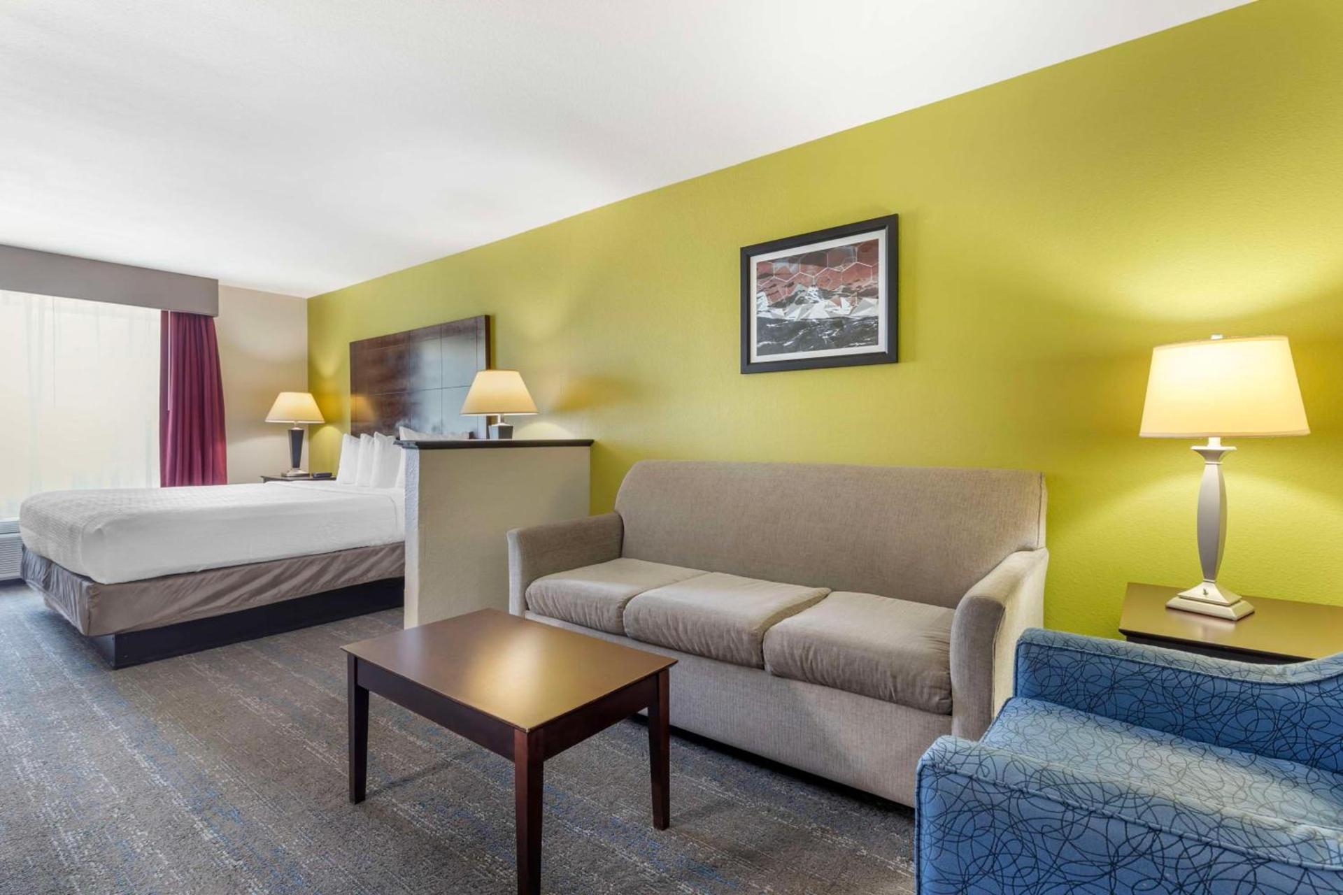 Best Western Plus Mansfield Inn & Suites photo 49