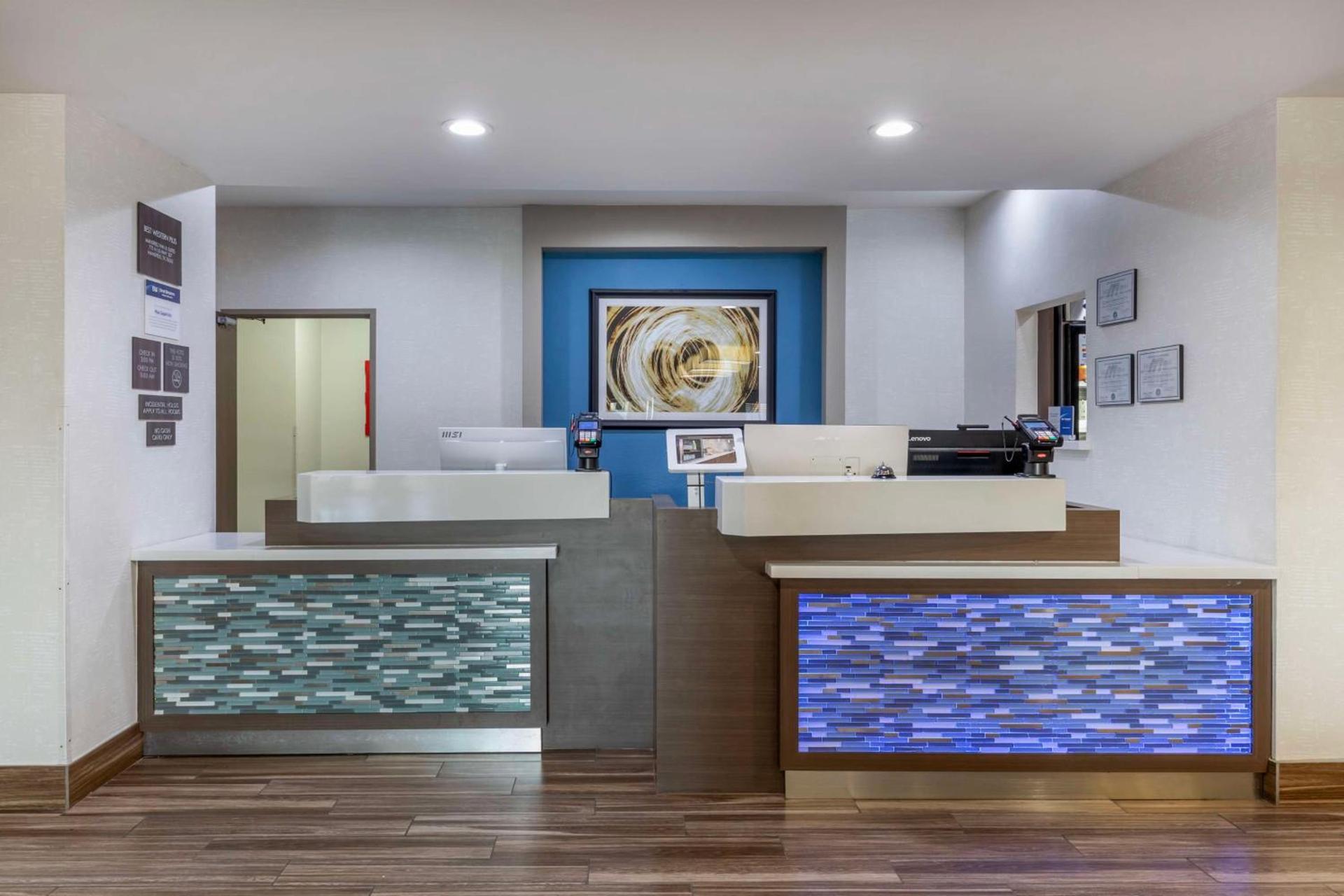 Best Western Plus Mansfield Inn & Suites photo 5