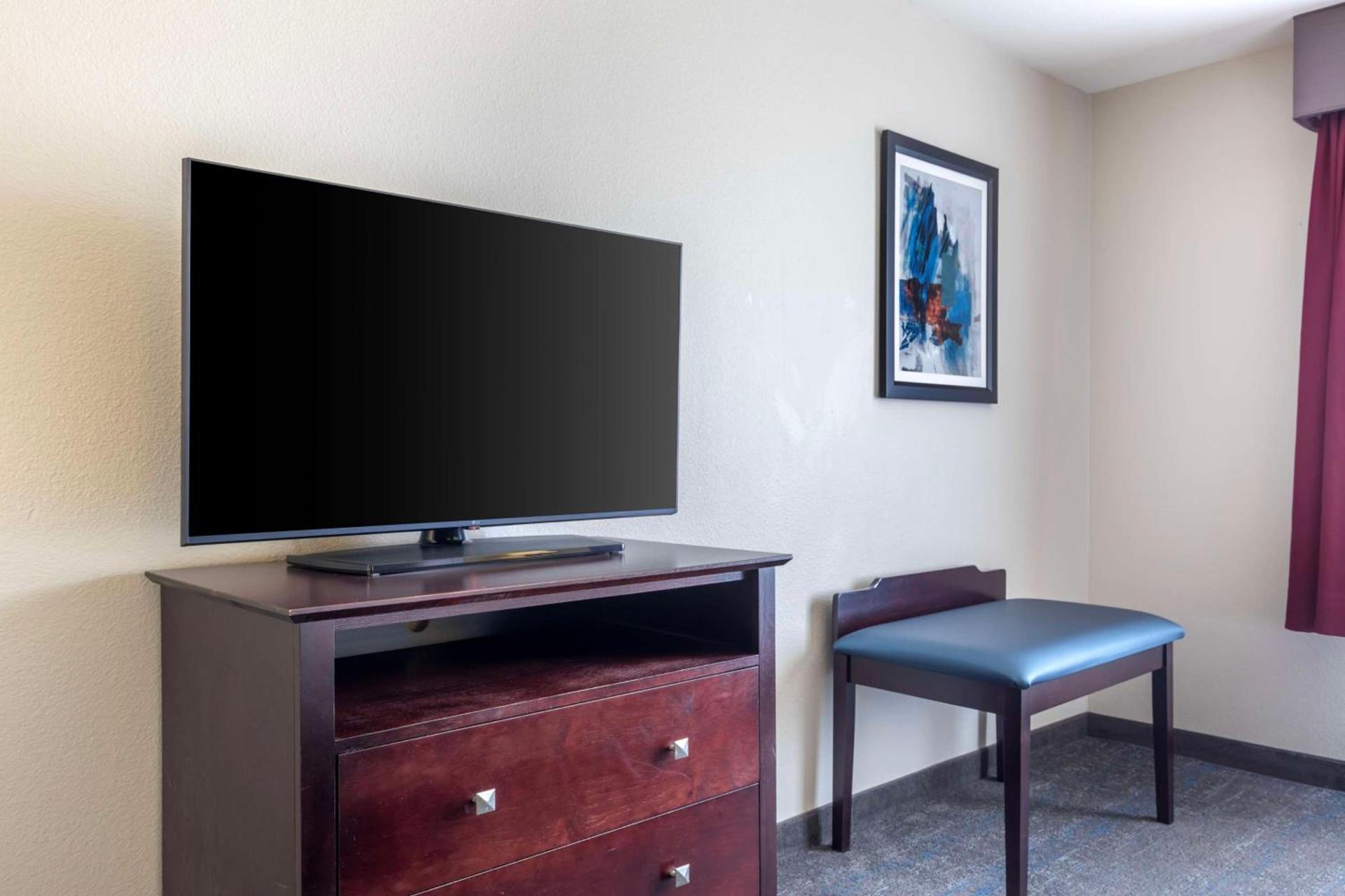 Best Western Plus Mansfield Inn & Suites photo 16