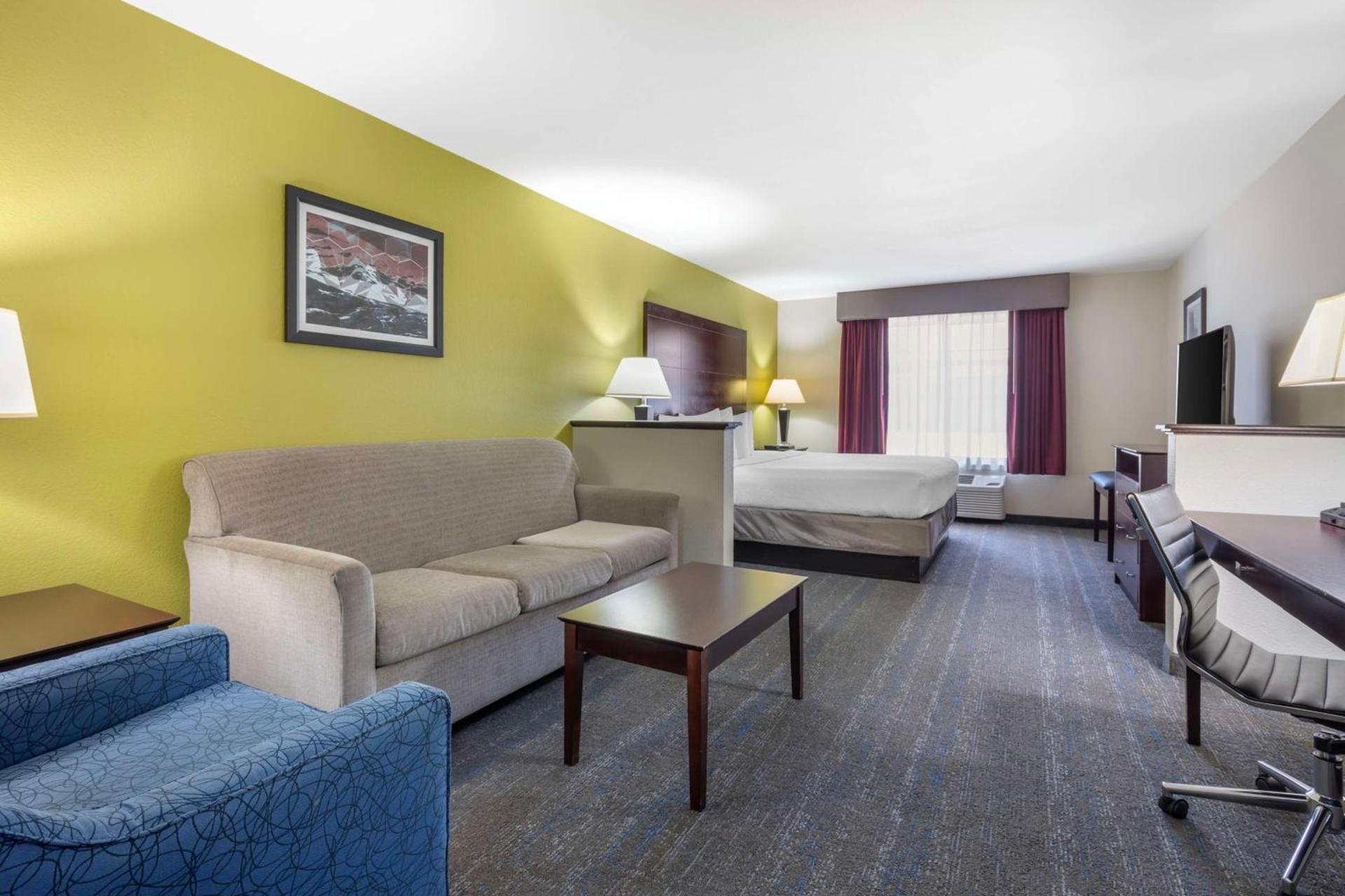 Best Western Plus Mansfield Inn & Suites photo 38