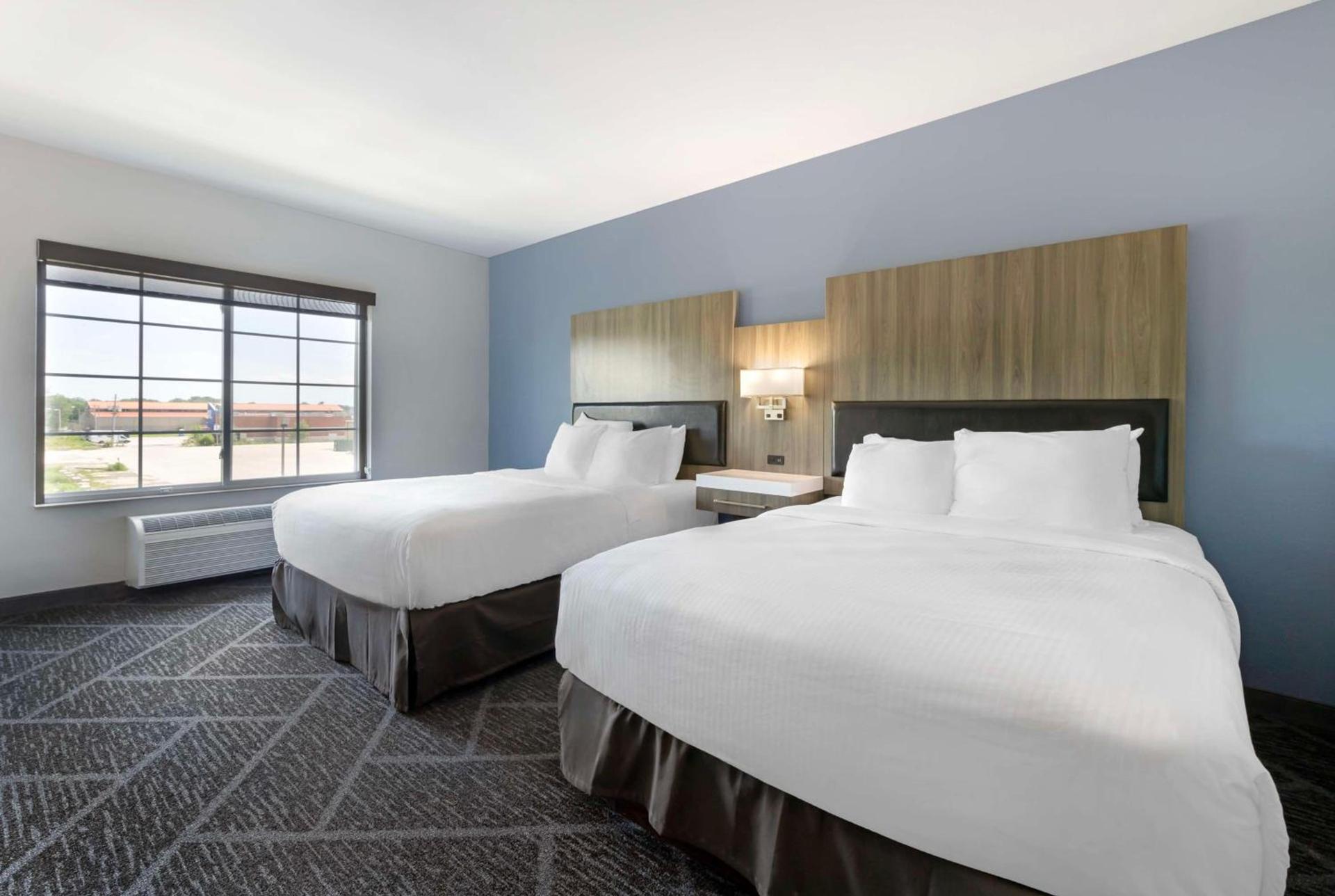 Wyndham Garden Appleton photo 3
