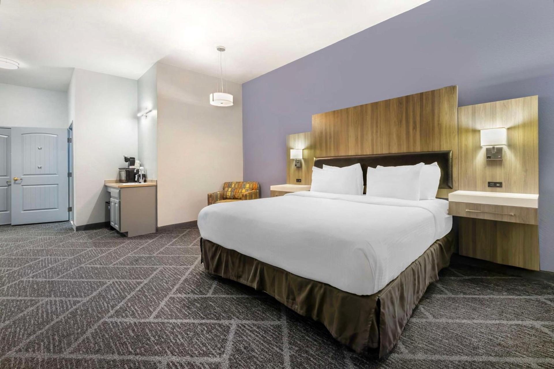 Wyndham Garden Appleton photo 19