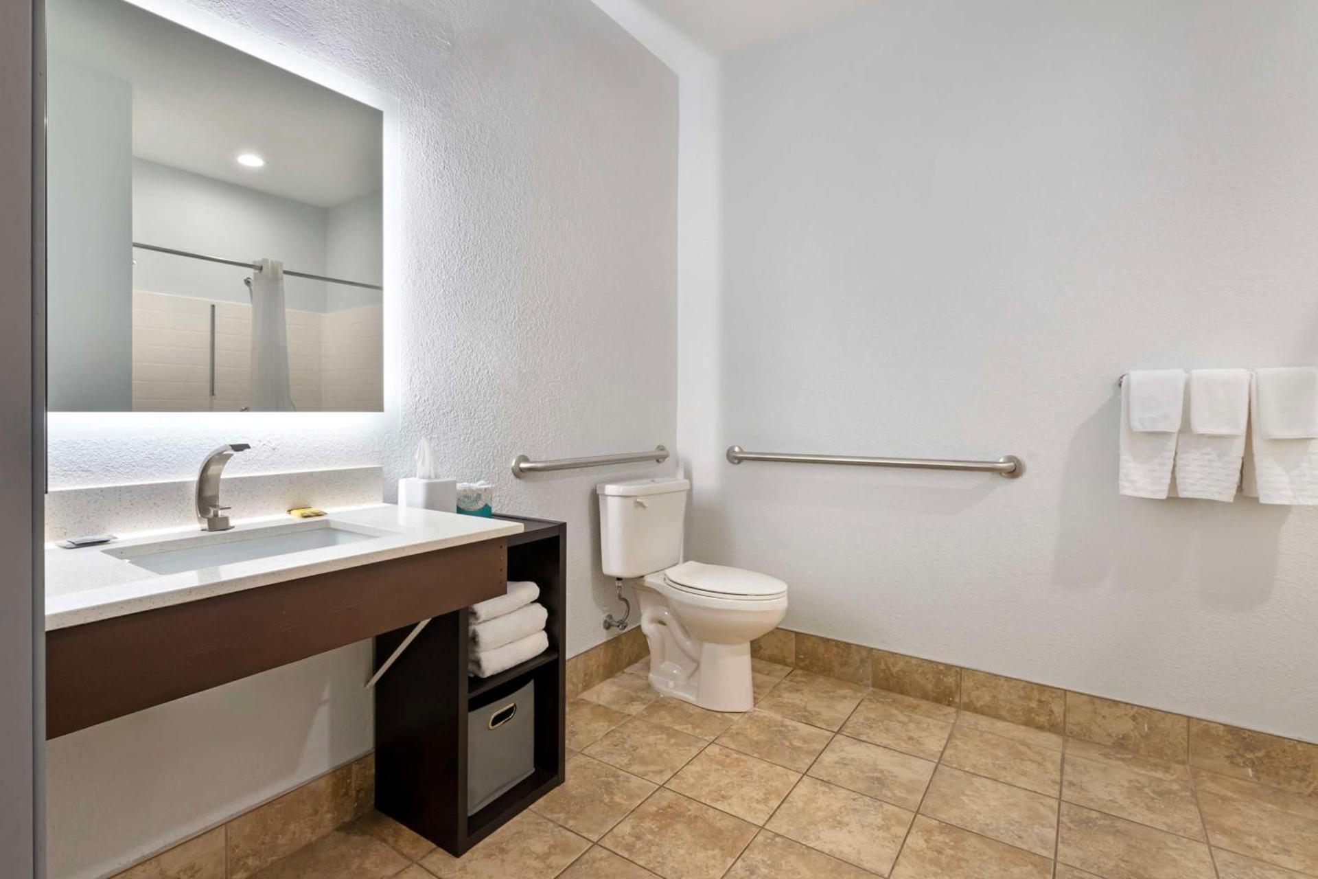 Wyndham Garden Appleton photo 24
