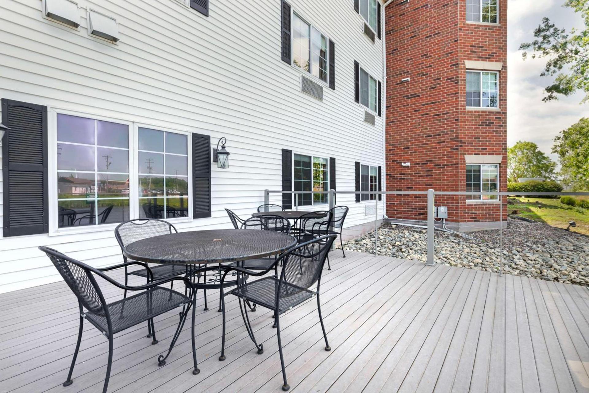 Wyndham Garden Appleton photo 38