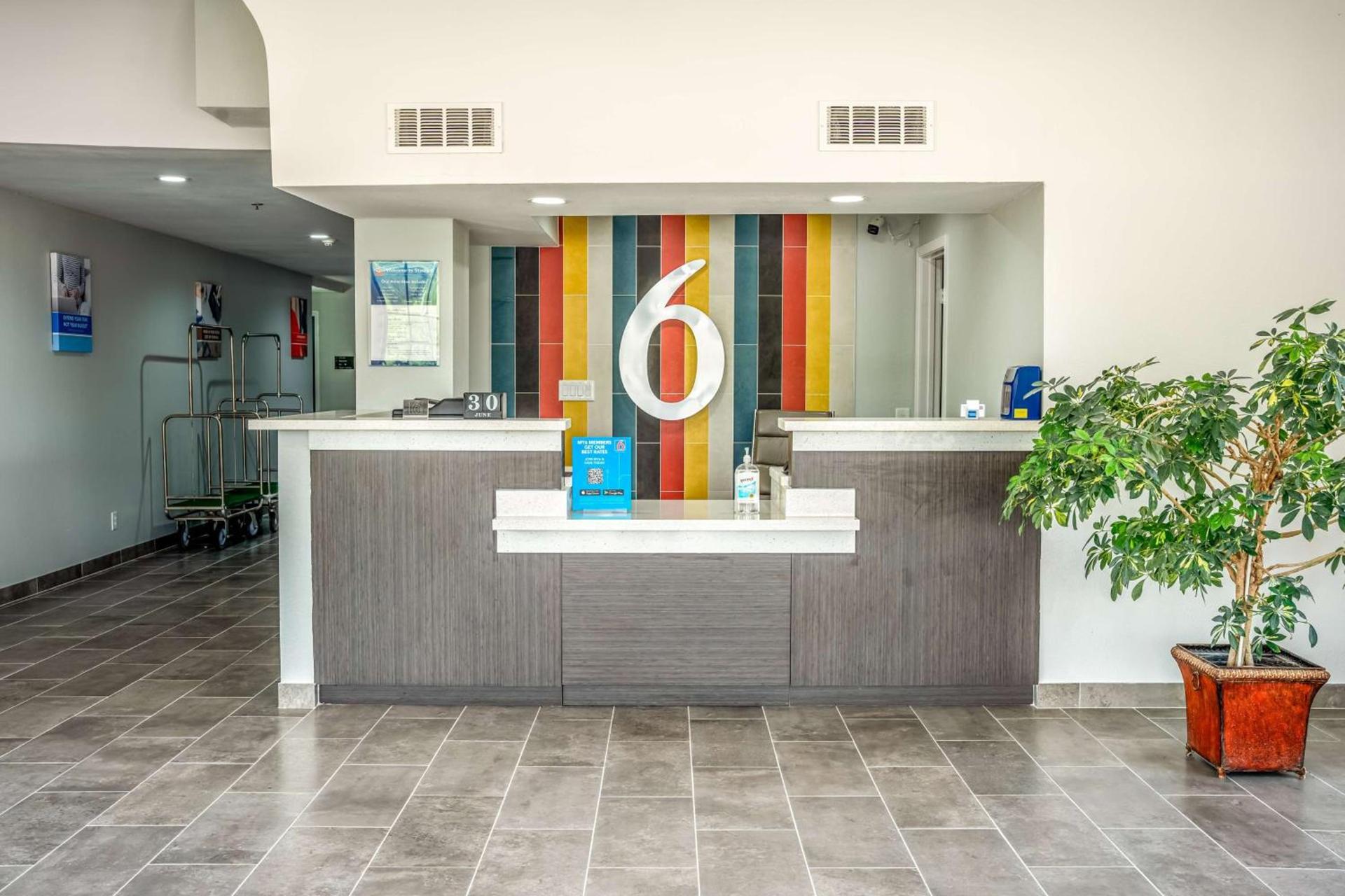Studio 6 Claremore OK photo 3