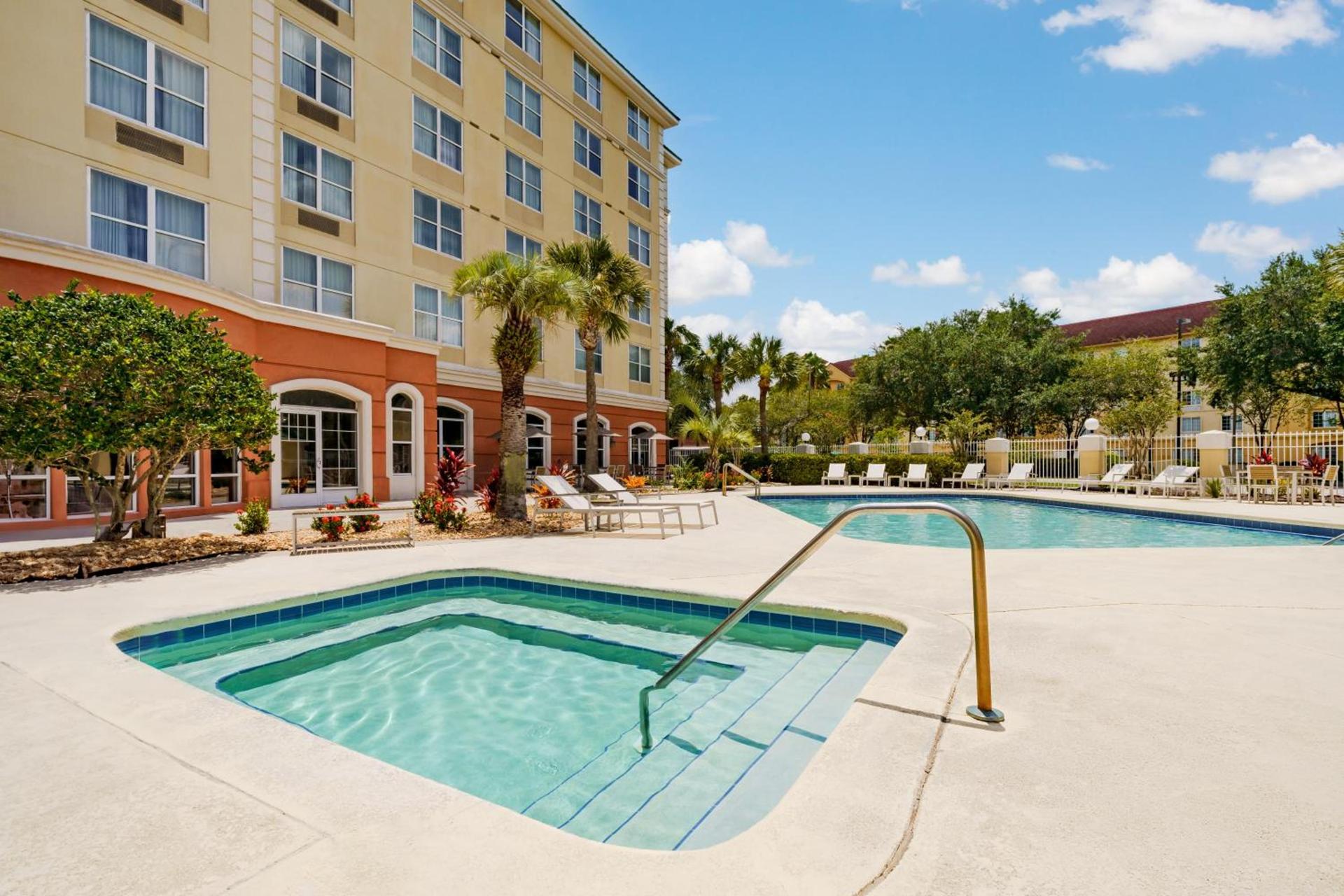 Country Inn & Suites by Radisson, Orlando Airport, FL photo 35