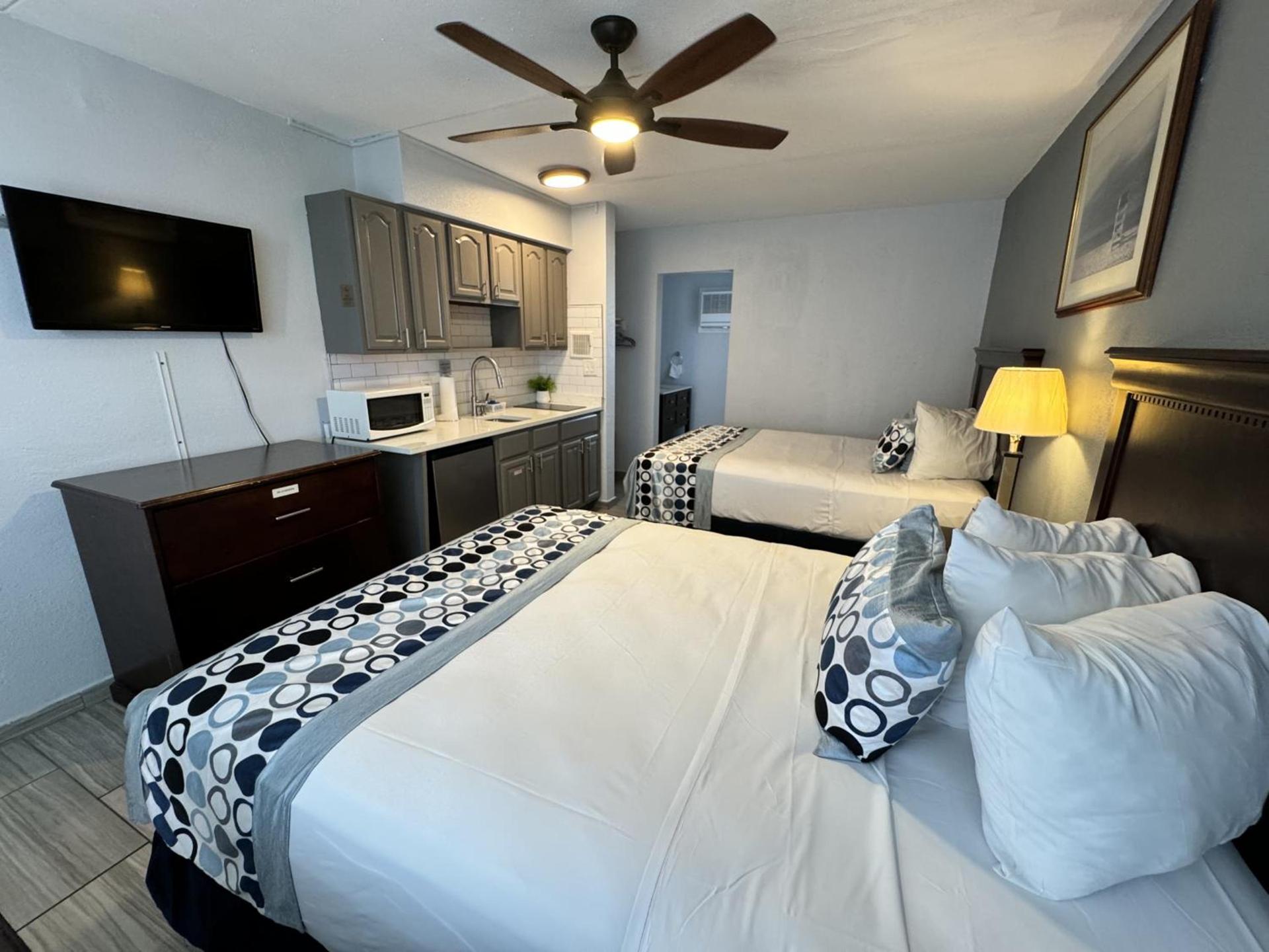 Sunset Beach Hotel photo 21