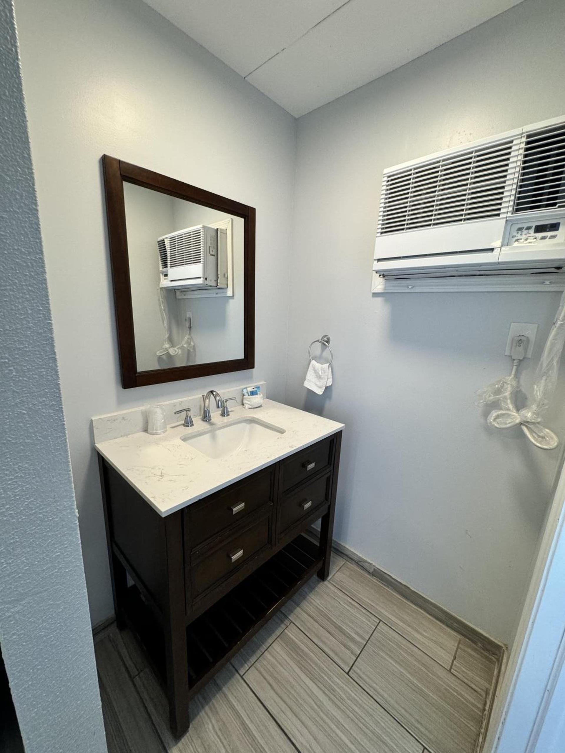 Sunset Beach Hotel photo 23