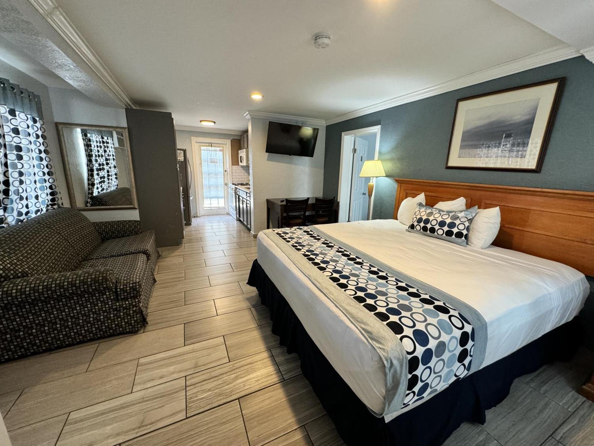 Sunset Beach Hotel photo 29