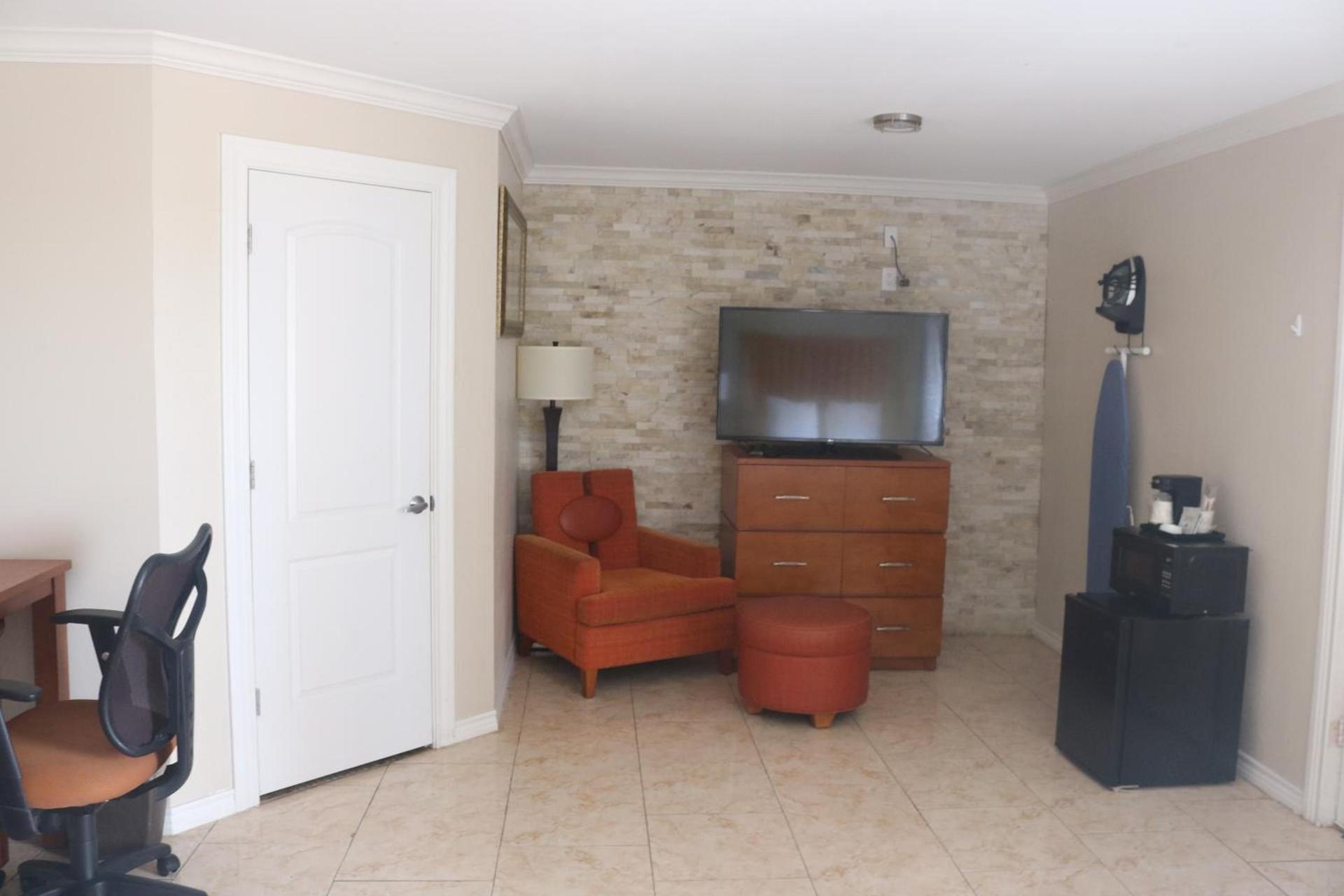 MG INN AND Suites photo 3