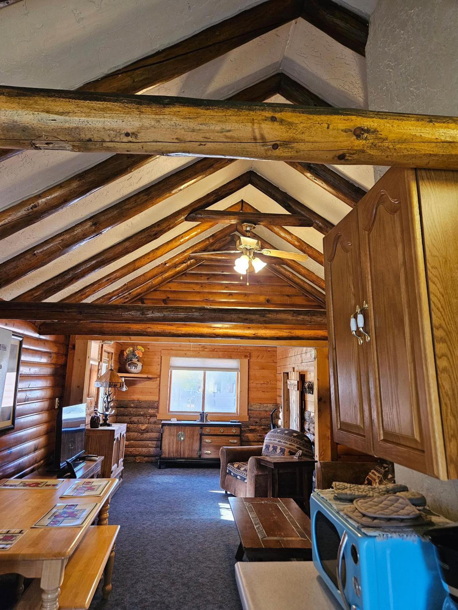 Daven Haven Lodge & Cabins photo 22