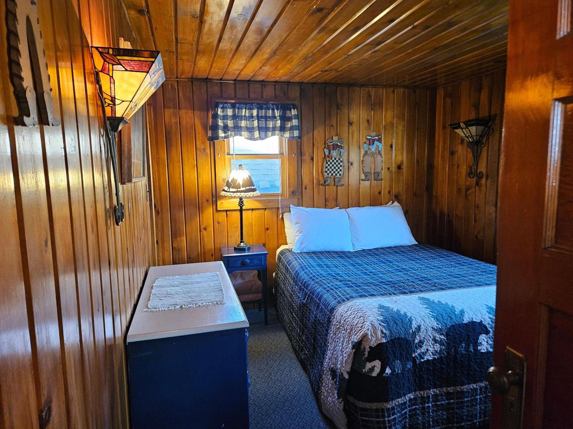 Daven Haven Lodge & Cabins photo 10