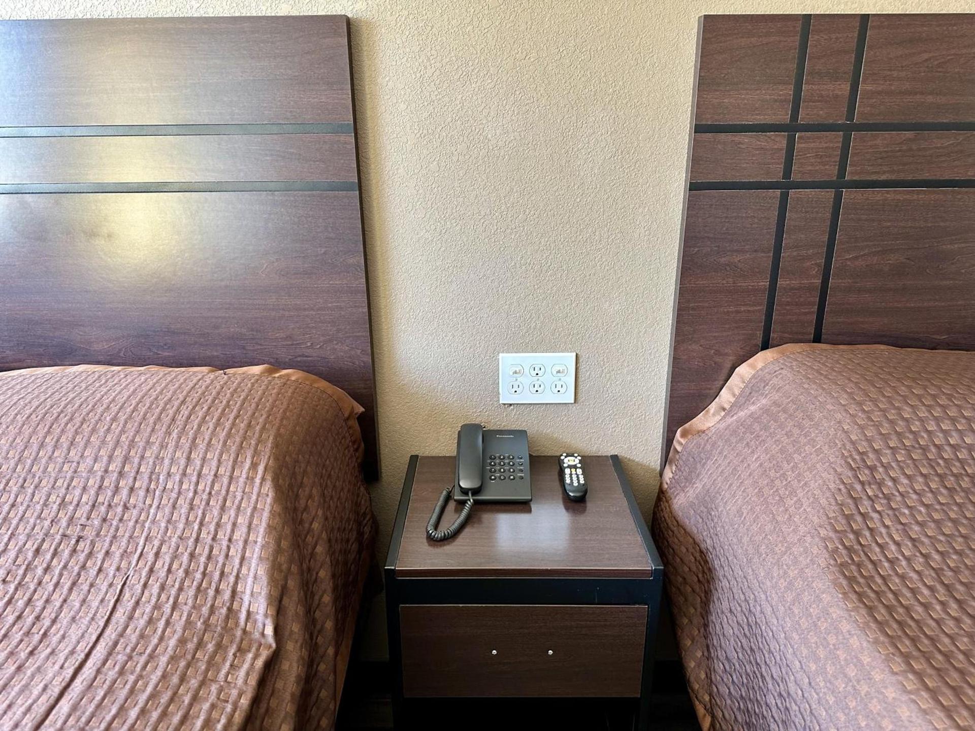 West Inn NAU - Downtown Flagstaff photo 23