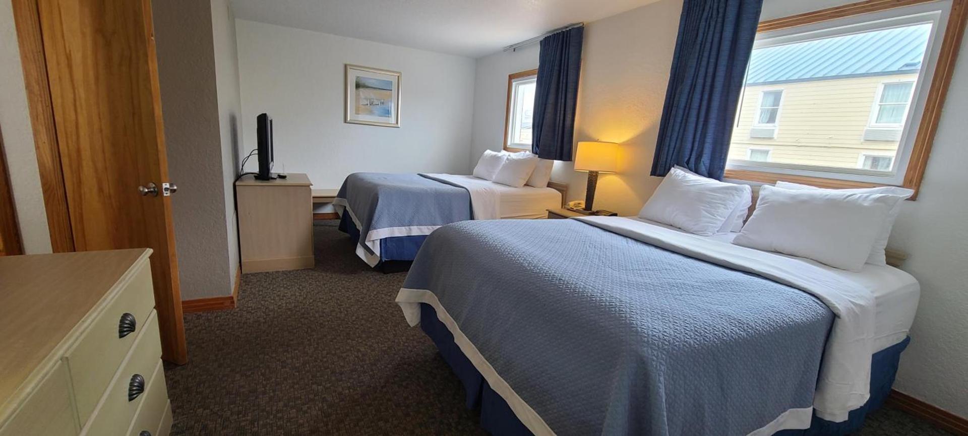 Mariner Inn And Suites photo 38