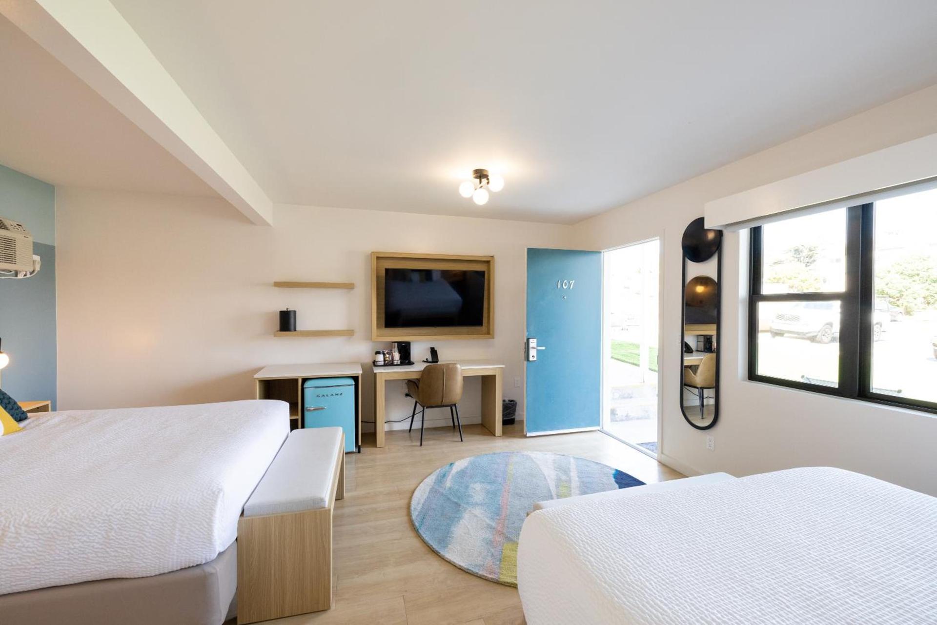 Tides Oceanview Inn and Cottages photo 63