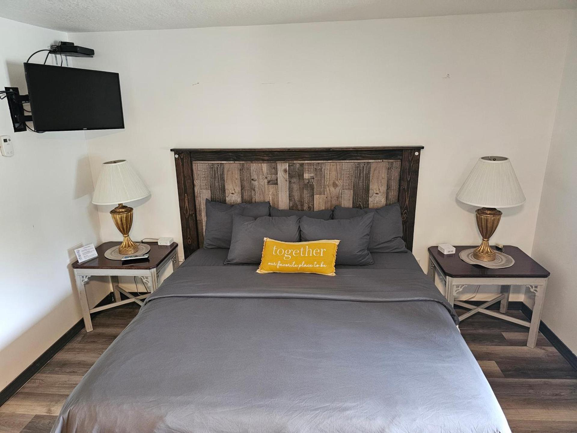 Harbor View Inn Tawas photo 23