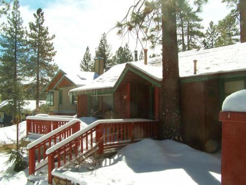 Golden Bear Cottages photo 13