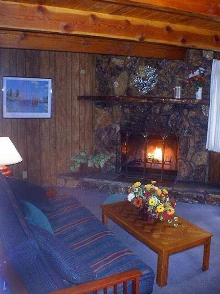 Golden Bear Cottages photo 64