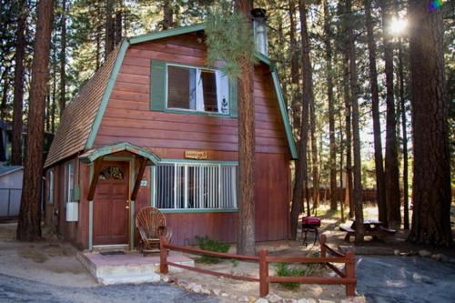 Golden Bear Cottages photo 68