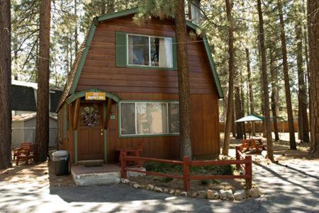 Golden Bear Cottages photo 76