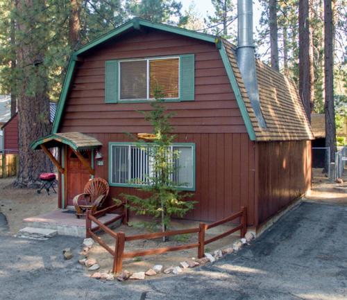 Golden Bear Cottages photo 78