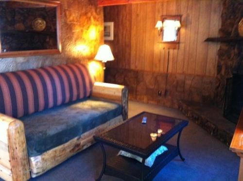 Golden Bear Cottages photo 79