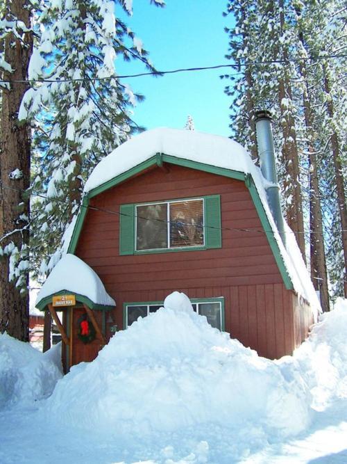 Golden Bear Cottages photo 16