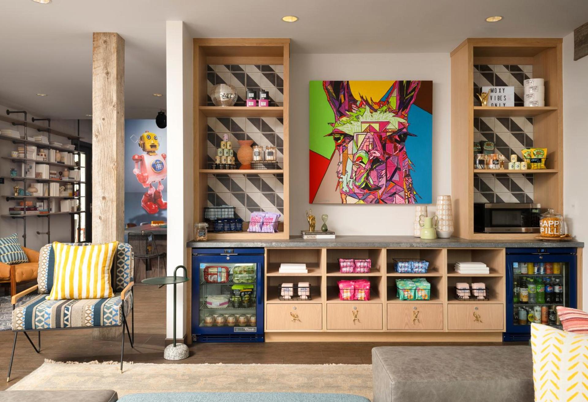 Moxy Santa Barbara photo 6