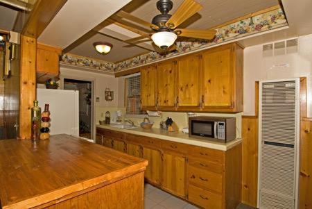 Golden Bear Cottages photo 24