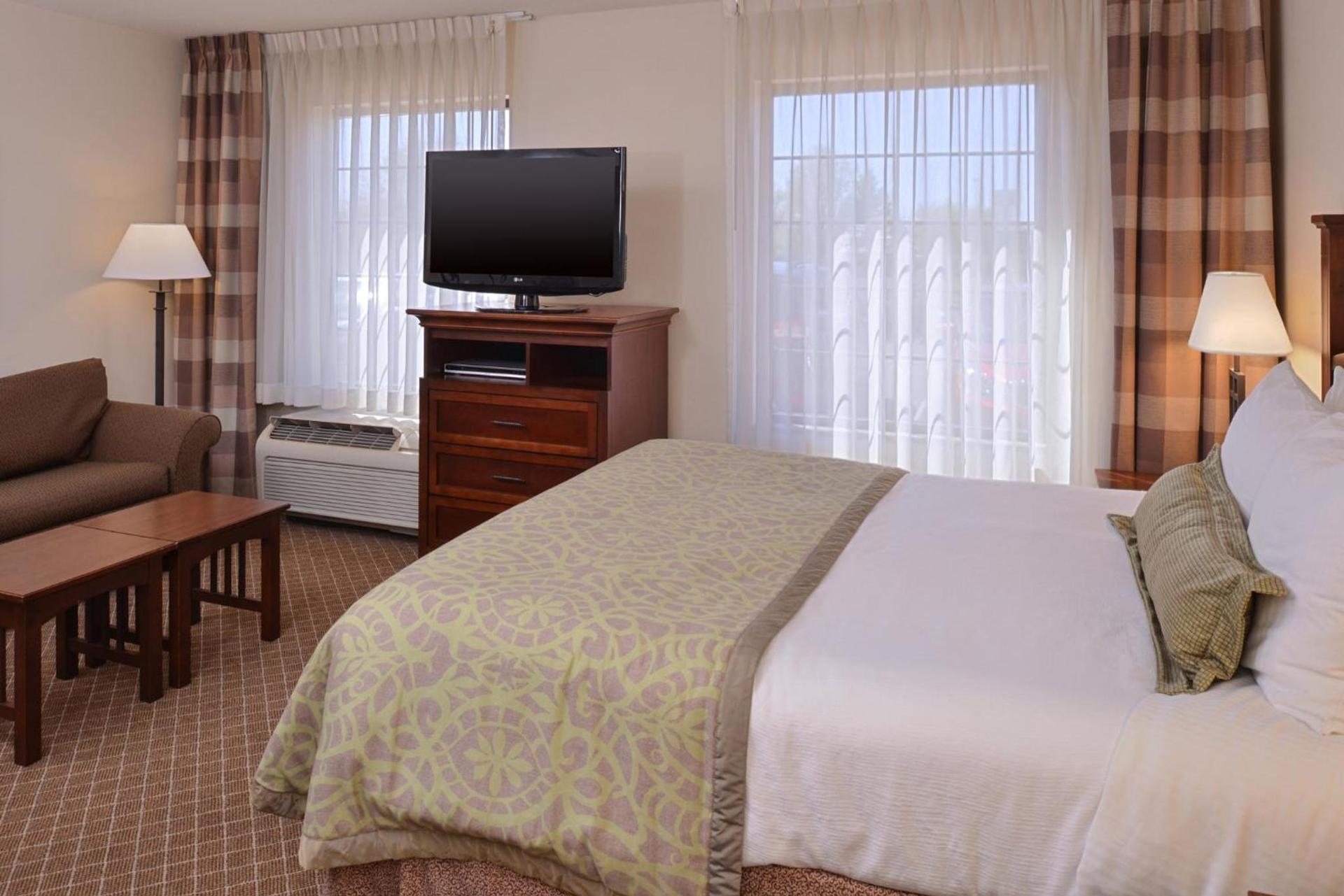 Staybridge Suites Indianapolis-Airport by IHG photo 57