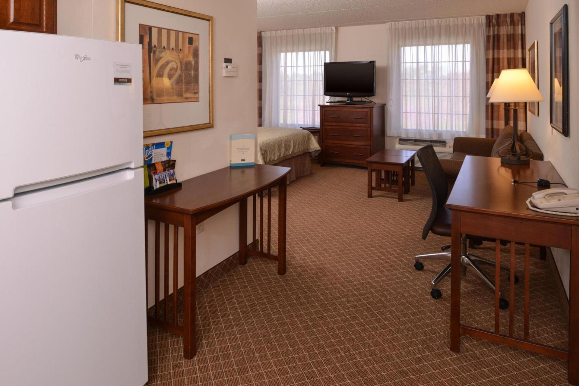 Staybridge Suites Indianapolis-Airport by IHG photo 70