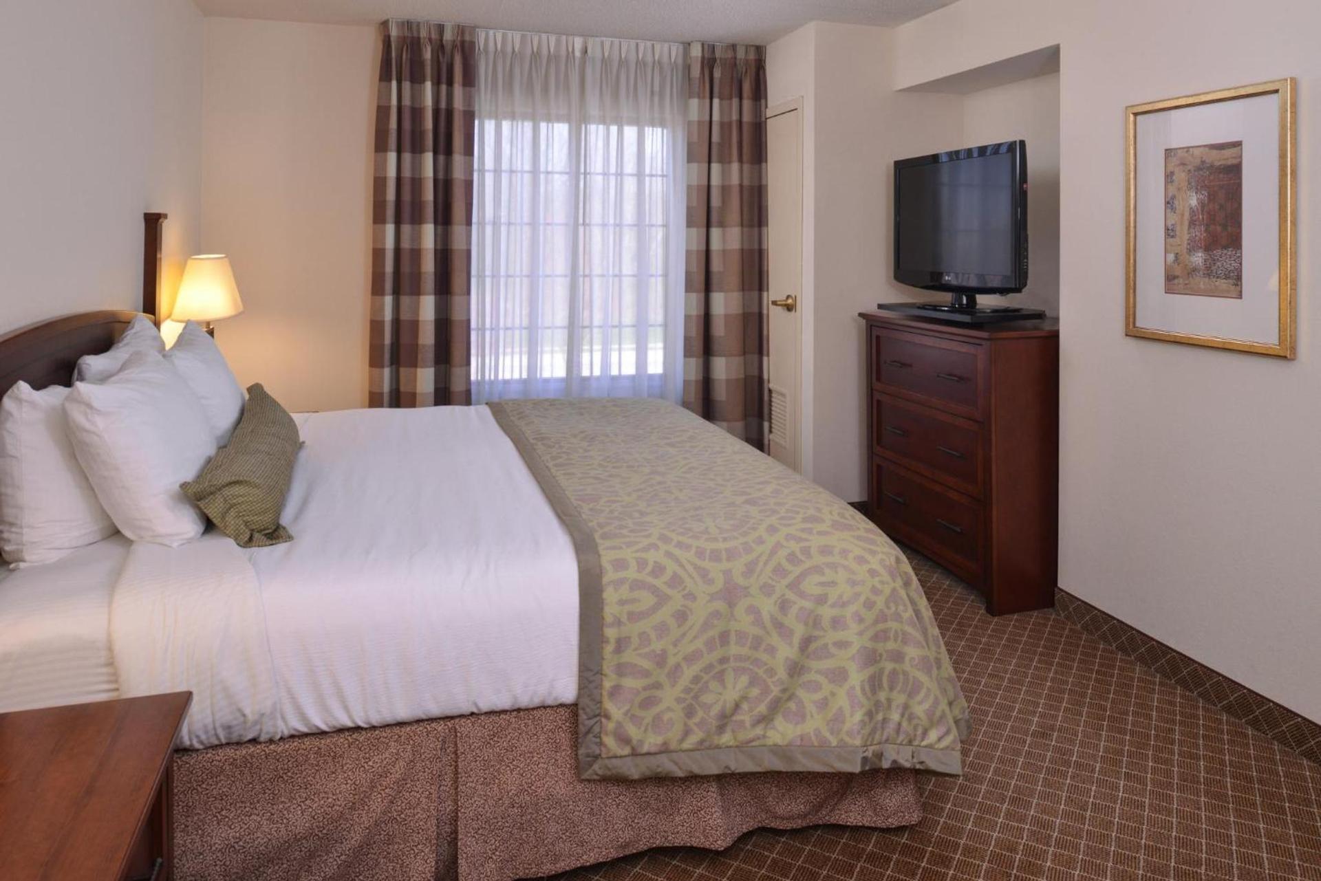 Staybridge Suites Indianapolis-Airport by IHG photo 74